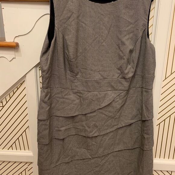 Dressbarn Sleeveless Dress - Picture 4 of 6